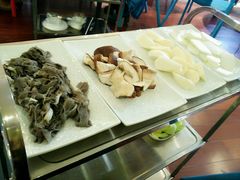-潮汕牛肉火锅