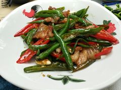 农家小炒肉-刘姐啤酒鱼民族演艺餐厅(西街总店)