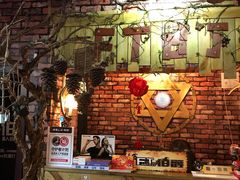 -MAX伯爵趣味互动密室逃脱(大坪D馆店)
