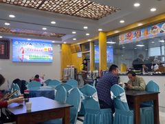 -撒拉人家.酸菜牦牛肉火锅