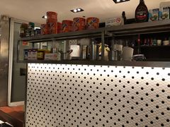 -新大咀港式茶餐厅(宝山万达店)