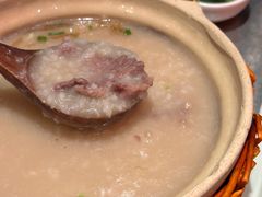 潮界生滚牛肉粥-潮界(虹桥新天地店)