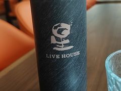 -星 Live House