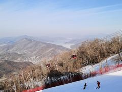 -中旅松花湖滑雪场