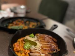 碳烤伊比利亚黑毛猪颈肉-鹿萤季·营地小馆(皇后公园店)