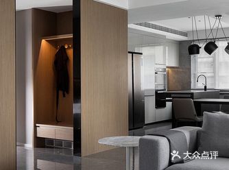 面积/135平 风格/简约