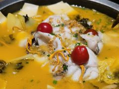 -山城外·非遗酸菜鱼(蜀都万达店)