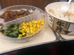 和风牛丼饭-麦当劳(汉口火车站候车室店)