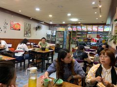 大堂-盐与味葱葱鲫鱼•自贡菜江湖菜(春熙店)