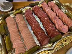 -米德维奇俄式西餐厅(西六道街店)