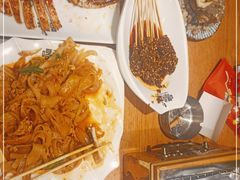 -喝丢一只鞋海鲜烧烤·海肠捞饭(市场店)
