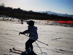 -华彬猛犸滑雪场