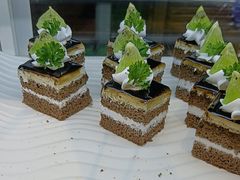 -金滏山烤肉·海鲜·火锅自助餐厅(襄阳万达店)