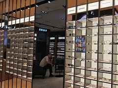 -LensCrafters亮视点(东方新天地店)