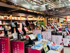 -新华书店(市民中心店)