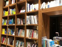 -百新书局(尚悦湾店)