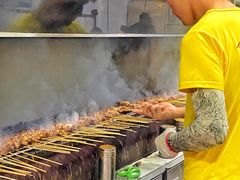 -巴汗羊肉串烧烤店