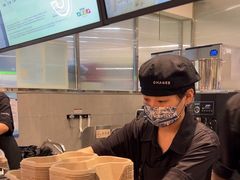 -霸王茶姬(上海静安大悦城店)