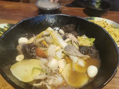 -万记麻辣烫国展总店