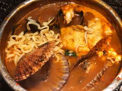 -鑫釜山海鲜烧烤(鑫丰国际店)