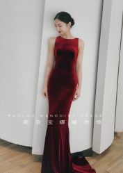-南京宝娜嫁衣婚纱礼服馆(中央路店)