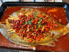 -夯鱼烤鱼·尔滨地标美食(国展店)