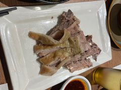 手抓羊肉半斤-贯贯吉·清真餐厅(浙江中路店)