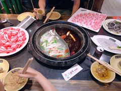 -唇辣号重庆老火锅(亦庄店)
