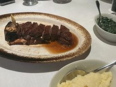 -Wolfgang’s Steakhouse 沃夫冈牛排馆(上海白玉兰广场店)
