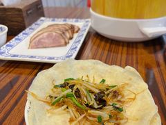 -老天桥酱肉烧饼夹肘子(天桥店)