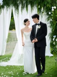 -雅云婚纱摄影工作室旗舰店