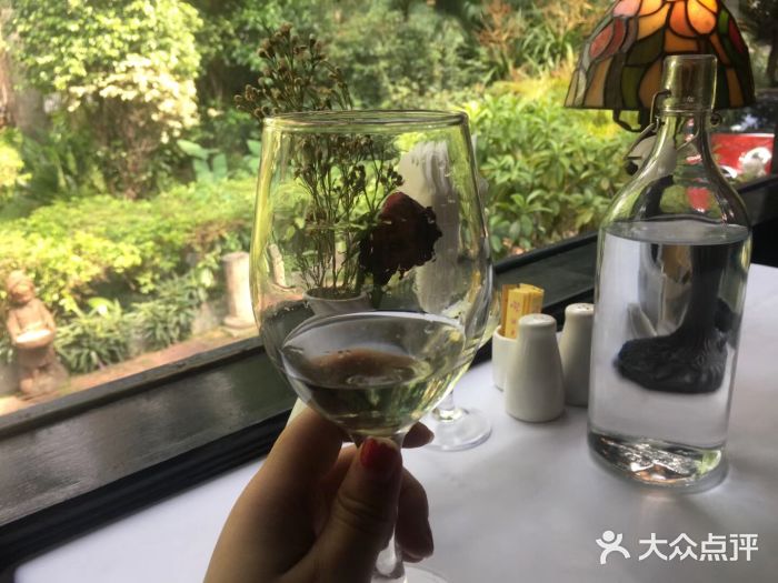 火车头法国西餐厅图片