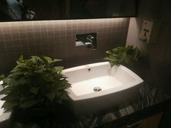 -新华里咖啡书吧(新华书店小寨店)