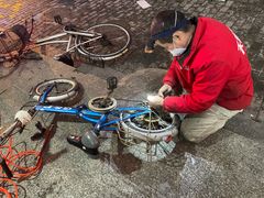 -肖氏修车行(严丰路店)