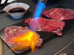 -铭牛烧肉·和牛海鲜自助(高新月牙湖店)