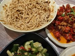-巴厘龙虾·榜首油焖大虾(音乐学院·沿江酒馆店)