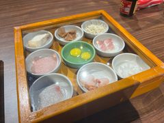 -良米山·云南野生菌过桥米线(上海首店)