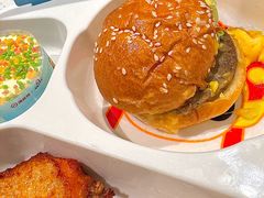 -海底捞大排档火锅(悦荟广场店)