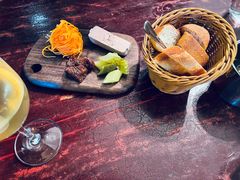 -羽深肉铺 Steak & Wine