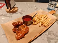 -必胜客(华邦银泰店)