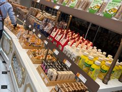 -85度C(生甜甜圈研究工坊·上海平凉店)