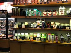 零售区-星巴克(深圳罗湖书城店)