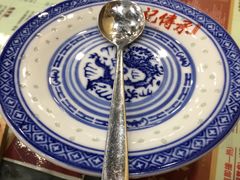 -赵记传承特色牛奶甜品(泉城广场店)