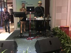 -荣誉国际酒店-云顶旋转餐厅