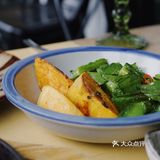那里花园还有这么安静的地方💐