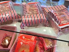 -红宝石·鲜奶小方·海派西点房(金杨店)