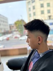 -D.G造型·烫发染发接发