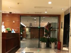 -上海龙之梦万丽酒店游泳池