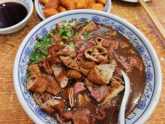 卤煮火烧-门框胡同百年卤煮(新街口店)