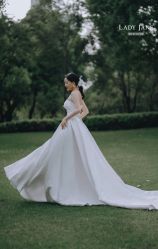-Lady  Jane高端婚纱礼服馆